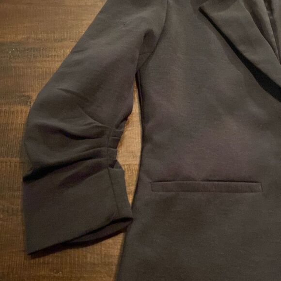 Ladies CeCe ruched sleeve professional Blazer XS NWT - Picture 2 of 7
